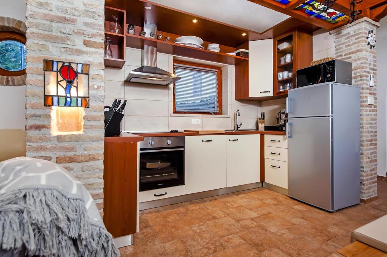 "Art House" Rovinj-Holiday, Holiday Home To Rent Rovinjsko Selo Eksteriør billede